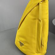 Prada Yellow 6815 Size 43 x 24 x 9 cm - 6