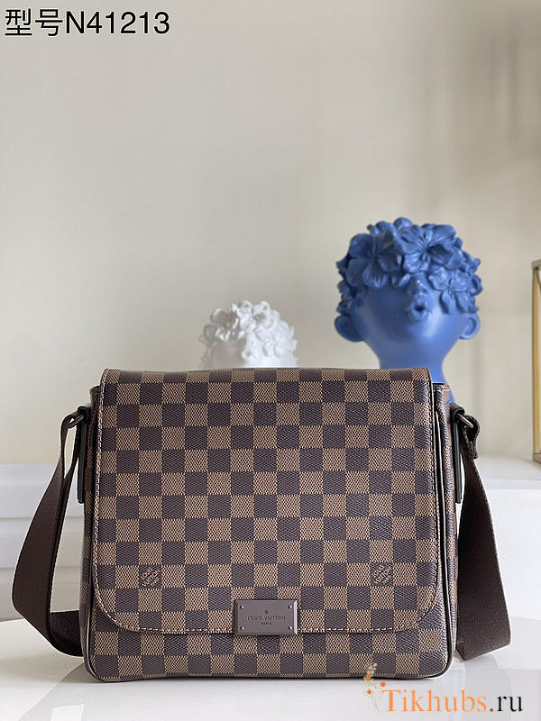 Louis Vuitton Damier Ebene Canvas District Pm N41213 Size 27 x 23 x 8 cm - 1