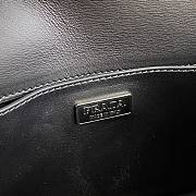Prada Chain Bag 6817 Size 9.5 x 3.5 x 17 cm - 2