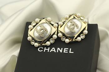 Chanel Earring 17