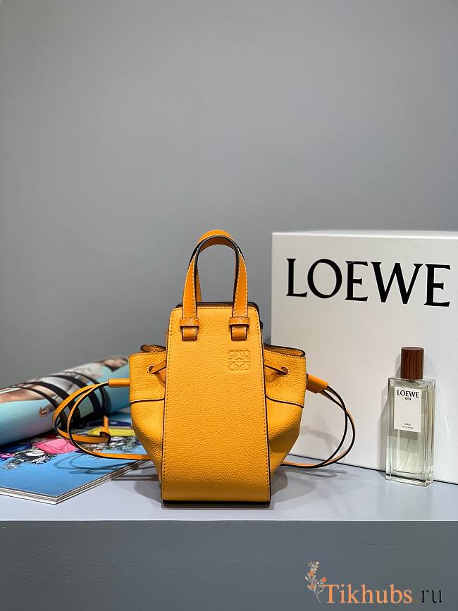 Loewe Fruit Yellow Handbag Size 19.5 x 17 x 11 cm - 1