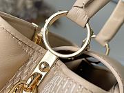 LV Capucines Handbag Beige M59225 Size 27 x 18 x 9 cm - 6