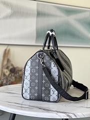 LV Keepall Silver Flower Stripe (With Shoulder Strap) M40567 Size 50 x 29 x 22 cm - 6