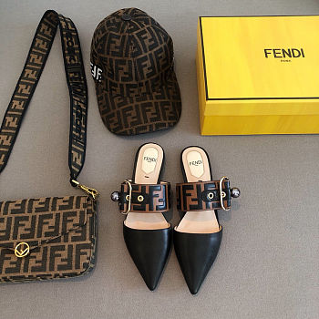 Fendi Shoes 03