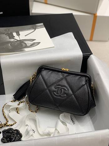 Chanel Dinner Bag Black Size 20 x 8 x 14 cm