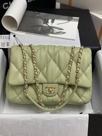 Chanel Flap Bag Imported Sheepskin Large Green Size 29.5 x 20 x 12.5 cm