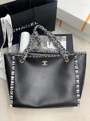 Chanel Shopping Bag Black Size 38 x 31 x 10 cm - 1
