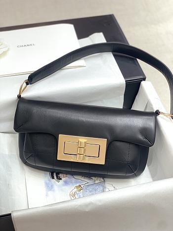 Chanel Underarm Bag Black Size 27 x 14 x 5 cm