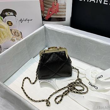 Chanel Retro Clip Bag Black 81053 Size 12 x 10 x 5 cm