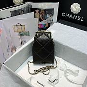 Chanel Retro Clip Bag Black 81055 Size 12 x 5 x 19 cm - 1