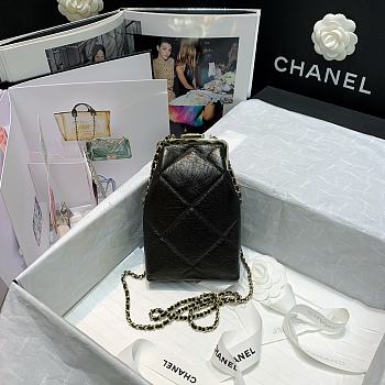 Chanel Retro Clip Bag Black 81055 Size 12 x 5 x 19 cm