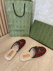 Gucci Shoes 08 - 2