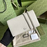 Gucci GG Marmont Leather Mini Chain Bag White 497985 Size 20 x 12.5 x 4 cm - 1