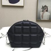 Bottega Veneta Mini Box Chain Shell Bag Black Size 11 x 14 x 16 cm - 3