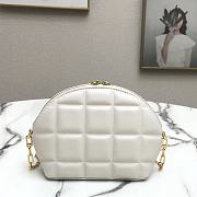 Bottega Veneta Mini Box Chain Shell Bag White Size 11 x 14 x 16 cm - 5