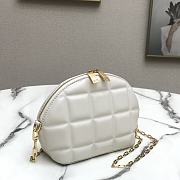 Bottega Veneta Mini Box Chain Shell Bag White Size 11 x 14 x 16 cm - 4