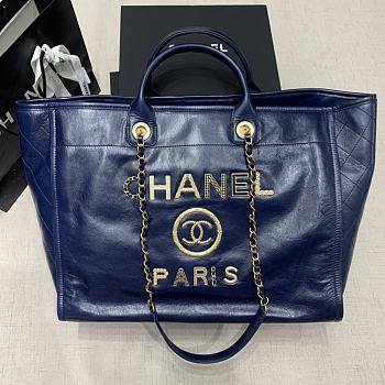 Chanel Shopping Bag Blue Size 40 x 31 x 21 cm