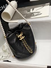 Chanel Pearl Chain Bucket Bag Black Size 19 x 17 cm - 3