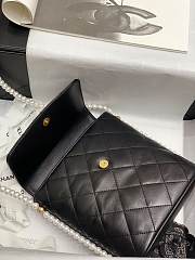Chanel Pearl Chain Bag Black Size 20 x 19 x 8 cm - 3