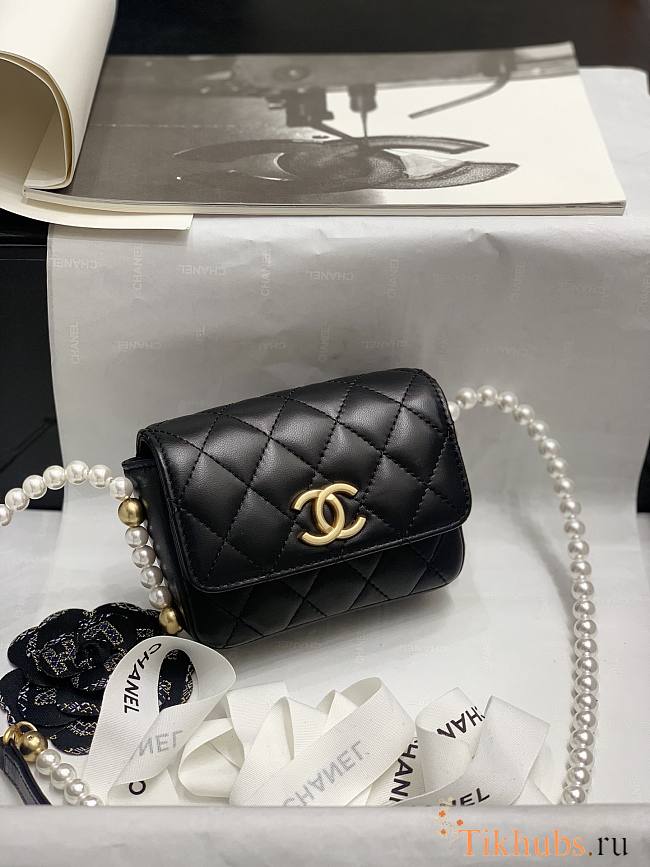 Chanel Pearl Chain Flap Bag Black Small Size 12 cm - 1