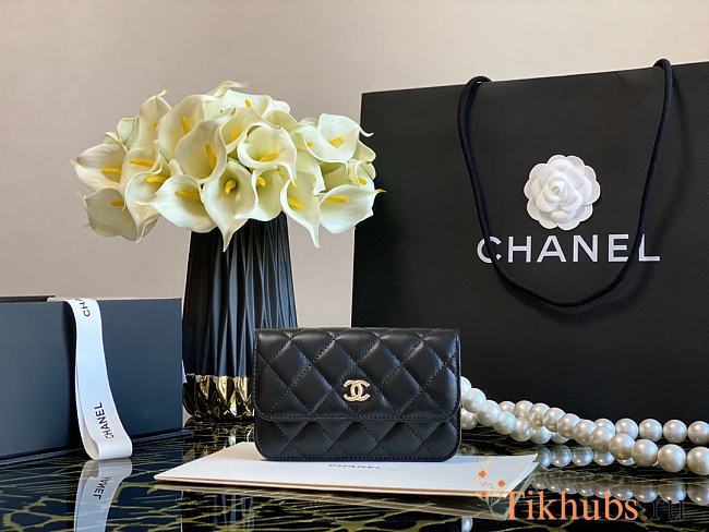 Chanel Pearl Shoulder Strap Chest Bag Black Size 9.5 x 15.2 x 3.5 cm - 1