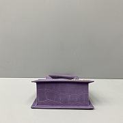 Jacquemus Crocodile Purple 2044 Size 18 x 15.5 x 8 cm - 2