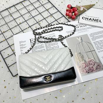 Chanel WOC Chain Bag Black/White 86025 Size 19 cm