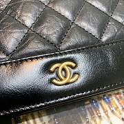 Chanel Woc Calfskin Chain Bag Black 88615 Size 19 x 13.5 x 3.5 cm - 4