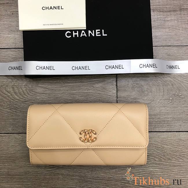 Chanel Leather Chain CC Buckle Wallet 6871 Size 19 cm - 1