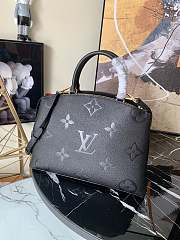 LV Grand Palais Handbag Black M45811 Size 34 x 24 x 15 cm - 3