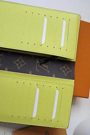 Louis Vuitton Brazza Wallet Yellow M80790 Size 10 x 19 x 2 cm - 5