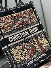 Dior Mini Book Tote Vertical Tarot Card 0680 Size 20 x 9 cm - 2