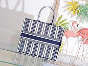 Dior Blue And White Stripes Book Tote Size 41.5 x 32 x 5 cm - 2