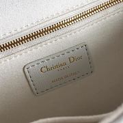 Dior Dioraddict Lambskin Flap Handbag White Size 24 x 16 x 8 cm - 3