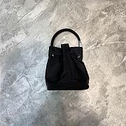 Balanciaga Bucket Bag Black Size 15 x 15 x 18 cm - 4