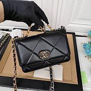 Chanel Woc Chain Bag Black A0957 Size 19 x 12.5 x 3.5 cm - 3