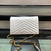 YSL Saint Laurent Caviar Ball Chain Shoulder Bag White Size 19 × 12.5 × 4 cm - 4