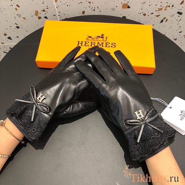 Hermes Gloves - 1