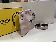 Fendi Cross-Body Pink Size 24 x 24 x 2 cm - 5