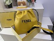 Fendi Cross-Body Yellow Size 30 x 2 x 39 cm - 3