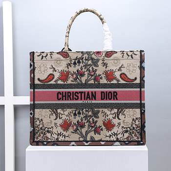 Dior Tote Bag Size 41.5 x 32 x 5 cm
