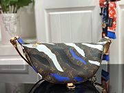 LV Bumbag Waist Bag M45106 Size 33 x 16 x 3 cm - 5