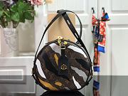 LV Boite Chapeau Souple Handbag M45095 Size 20 x 22.5 x 8 cm - 6