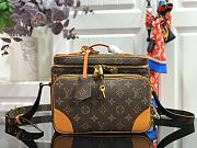 Louis Vuitton Original Monogram Canvas M44937 Size 23.5 x 19 x 13.5 cm - 1