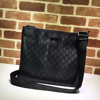 Gucci Implemented Shoulder bag 201446 Size 35 x 30 cm