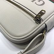 Gucci Print Messenger Bag in White 523591 Size 21 x 25.5 x 8 cm - 5