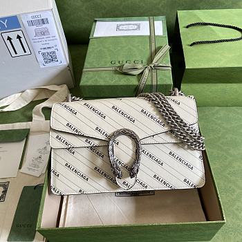 Gucci x Balenciaga White Chain Bag 400249 Size 28 × 18 × 9 cm