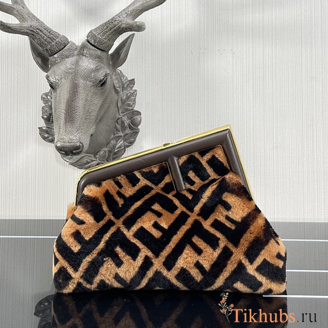 Fendi First Sheep Shearing Handbag 2217 Size 26 × 9.5 × 18 cm - 1