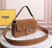 Fendi Baguette Brown Size 27 × 6 × 15 cm - 5