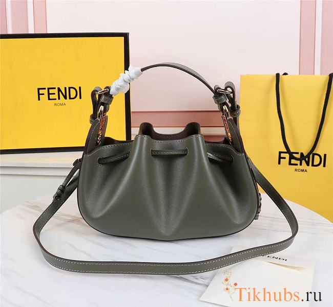 Fendi Dumpling Bag Green Size 24 × 9.5 × 14 cm - 1